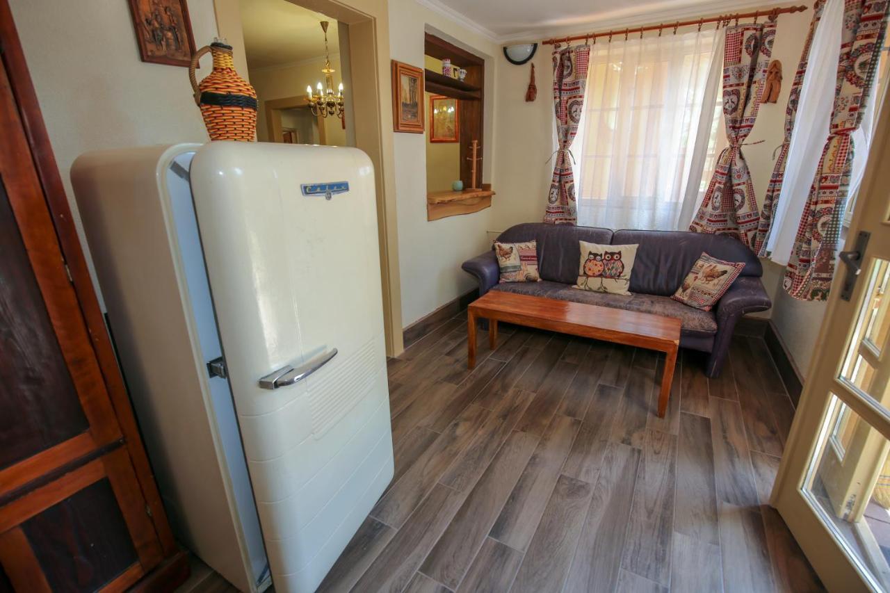 Hunter Villa Štúrovo Bagian luar foto