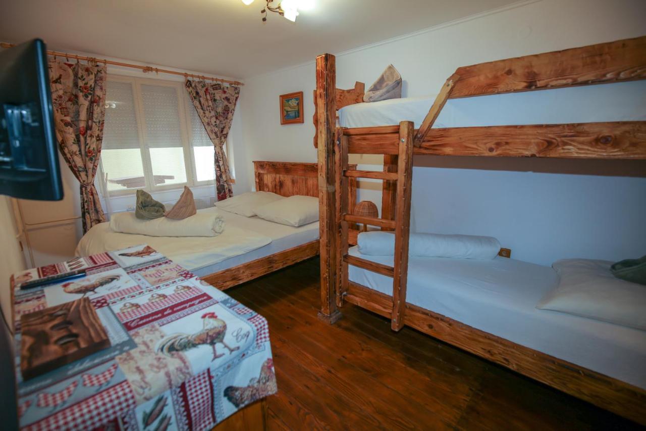 Hunter Villa Štúrovo Bagian luar foto